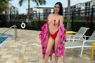 soy latina photo 2