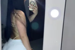 Beautiful sexy and beautiful Latin girl‍ photo 3