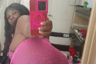 my booty giggles when i walk🍑🍑come play 💦 available now photo 3