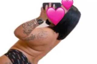 thick azz carlie from outta town 💕💦 photo 2