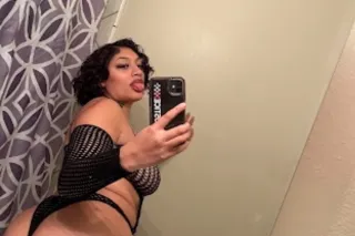 Back in town😘 photo 3