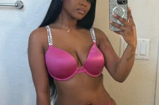 outcalls only photo 2