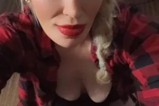 OUTCALL OR CARDATE ONLY!!! CARDATE SPECIAL $60 BBBJ IN YOUR CAR AND YOU COME TO ME!!! No Incall so the first person to get me a room will receive an hour for the room. photo 7