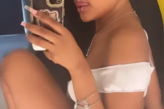 FINE THICK REDBONE STALLIONI GOT TREAT SO SWEETRUSH ME 24/7🍯👅 photo 3