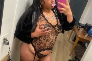 pretty young thick samoan🍭🤤 curvy💦waterpark🌊 Incalls⭐ outcalls💋 cardates👅 photo 3