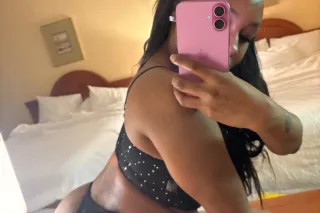 LAST WEEKEND HERE REAL PIC NO GAMES REAL FUN TATTED UP SLIM THICK BABE AVAILABLE NOW ❤🔥