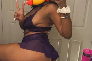 Incalls & outcalls north subrubs ( vernon hills area ) DEPOSIT REQUIRED photo 2