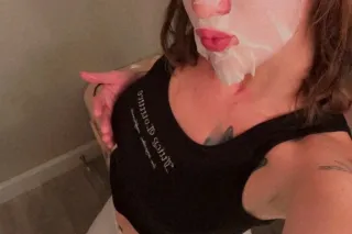 Real Photos and I Facetime photo 2