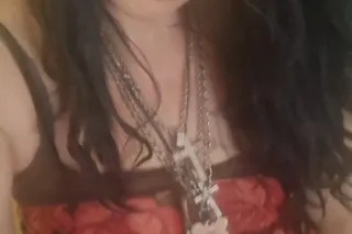 Saturday party 🎉🥳 who's down to cum party n play with the naughty GOTH photo 2