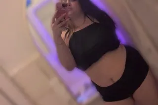 hey im available now