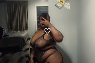 Slutty Saturday 👅🙃💦🍆🐱 incall only come fuck me photo 4