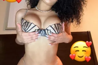 ERIKA COLOMBIANA IM BACK AGAIN photo 2