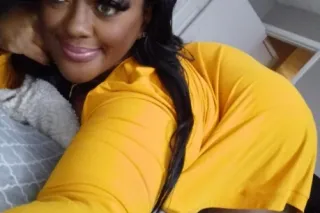 Kenyaluv5 pleasure candle wax available (check out new videos on onlyfans(video special 5mins peek show=15) 15mins,30mins,1hr-more i am available on google meet photo 10
