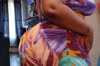 Kenyaluv5 pleasure candle wax available (check out new videos on onlyfans(video special 5mins peek show=15) 15mins,30mins,1hr-more i am available on google meet photo 8