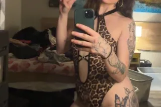 HEY BABY ITS PEACHES🍑...CUM SEE ME ITS MY BDAY 🥰 CUM MAKE IT A GOOD ONE photo 2