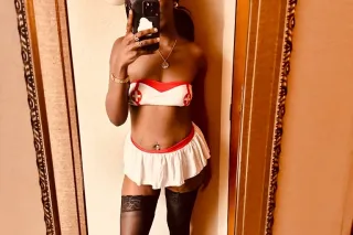 EBONY ONLYFANS MODEL 👀 to MAKE U C💦M 🍑🍫 photo 5