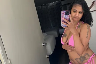 Incalls Only 👑 🥰 Wet Tight & Clean 🐱💦 100% REAL Not A Catfish ✅ Cupcake Is The Name 🧁 Texas Girls Do It Better 😝 Verification Required 💕 Incalls ONLY 🥰📲 photo 4