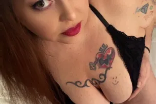 👀LOOK WHO'S BACK⚠ (Your Fave Vixen!) ⚠ PEGGING QUEEN🍆 ⏰⏰Curvaceous MILF🖤🖤 HUGE TiTs!🤩 photo 2