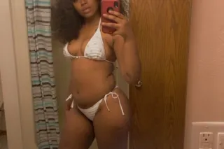 SexiDominicanBarbiePussySweet photo 3
