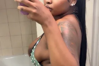 Chocolate Freak🥰Cum Daddy photo 2