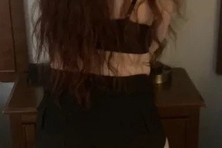 SWEET SEXY RED HEAD THICK WHITE GIRL!!!!!!
