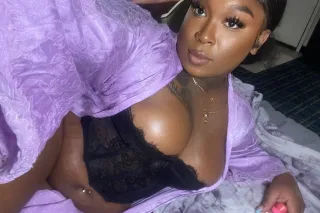 Treat Yourself Today 💋 Pretty Round Brown In Town 🤎 photo 4