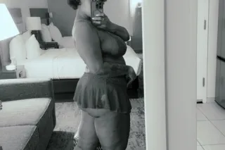 inCAll spECialS photo 9