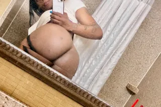 ATTENTION fellas i am TRANSGENDER so if yu contact mr i would jus like yu to be aware of this fact 9" pussy stick and ready! photo 6