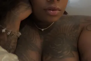 CATCH ME 💦💦💦 WHILE YOU CAN Facetime Verify BigBooty Freaky Throat Goat Everything is sweeter with honey🐝 porn star