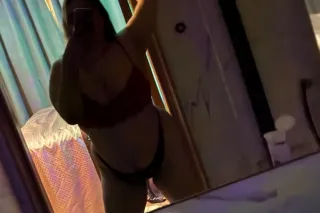 hey im available now outcalls only photo 2