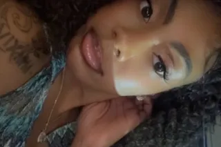No bare !!!No bare