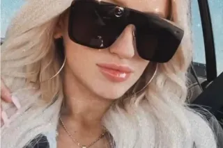 😈💦 SEXY PETITE BLONDE FRIDAY NIGHT FUN 💦😈