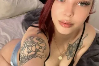 sweet and petite 💋 photo 4