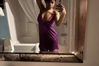 BBJ Available😘Ask for threesome👯♀Soft Petite Booty🍑 + Wet Lightskin Pussy💦😩 Nwi/South Suburbs📍Incalls🏠 photo 4