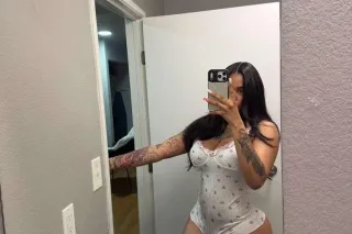 Black and sweet😋😋
