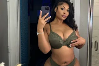 Classy freak but a nasty $lut💋💦 Cum Play with me❤ photo 4