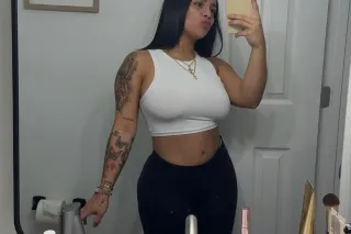hello love LATINA SEXI AVAILABLE💦