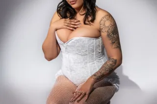 OUTCALLS ONLY ! ALL NATURAL BUSTY BOMBSHELL 💣 photo 4
