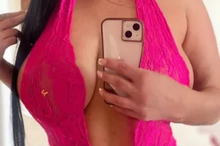 Experienced, Mature, British Bombshell....dont be shy! photo 3