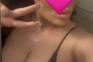 Experienced, Mature, British Bombshell....dont be shy!