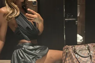 YOUR FAVORITE FUN SIZED HOTTIE🔥😏🥰 one hit nd your sure to be hooked! 😉 photo 6