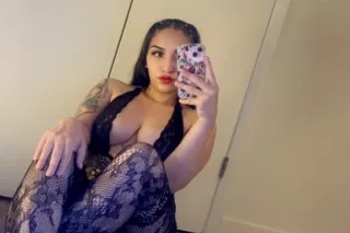 thick latina 🌶🥵 with a PRETTY PUSSY 💋💦⭐ Facetime Ready photo 3