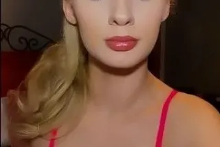 🤩 Your favorite sexy and beautiful girl is finally in town and ready to make your fantasies come true 💋 photo 4