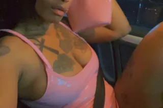 GOODMOANING LETS FUCK IM HERE TILL NOON 12 GET UP N COME SEE ME photo 8