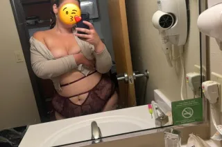 💦im horny come play with me👅👅 photo 2