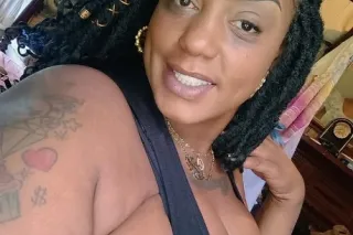 single , ready to mingle 🤷🏾♀