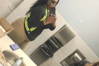 single , ready to mingle 🤷🏾♀