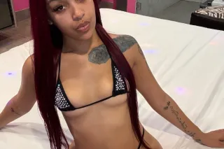 Sweet & Petite photo 2