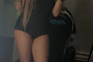 Sexy Italian 👠 .. Foot Fetish Pro