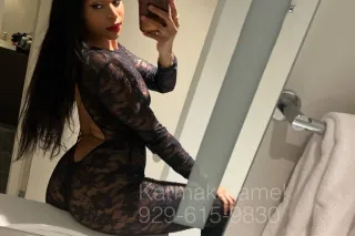 Slim-sexy doll Karma visiting this week! Guaranteed pleaser. 💋 photo 3